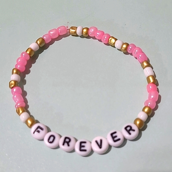 TAYLOR SWIFT BRACELETS - Handmade - Picture 3 of 4